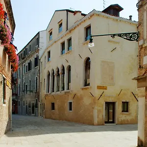 domina-home-ca-zusto-venice.hotelslidodijesolo.com/
