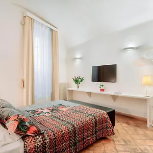 Relais Giulia Couette-café