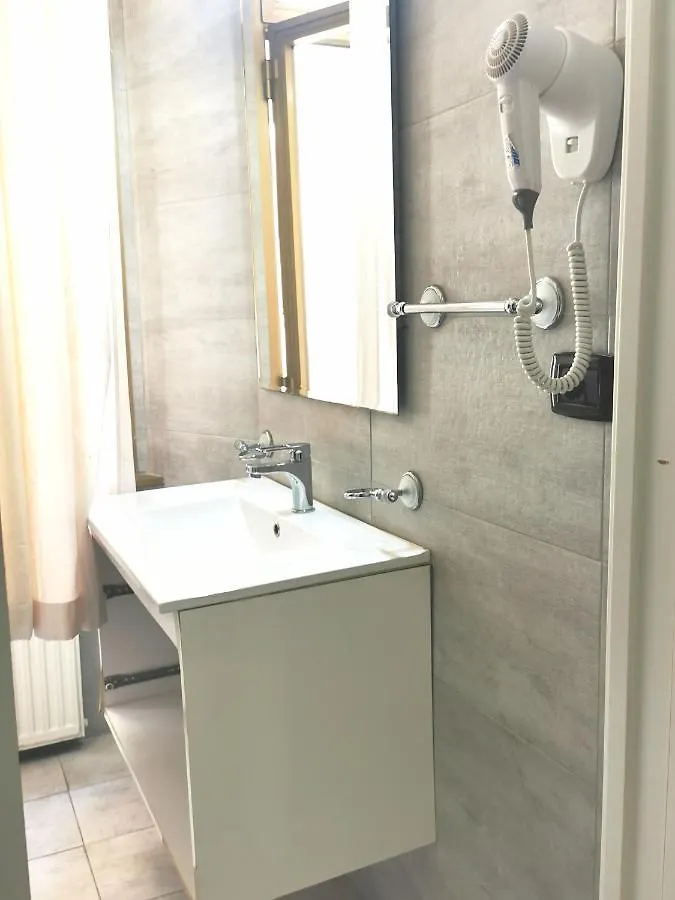 Bed and Breakfast Cinema House 2 Roma 0*,  Italia